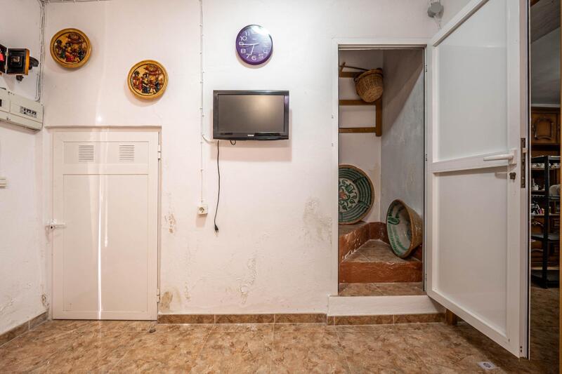 5 slaapkamer Grotwoning Te koop