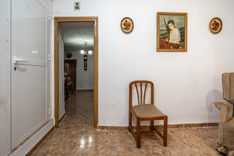 5 slaapkamer Grotwoning Te koop