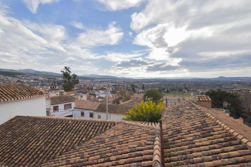 Villa for sale in Huetor Vega, Granada