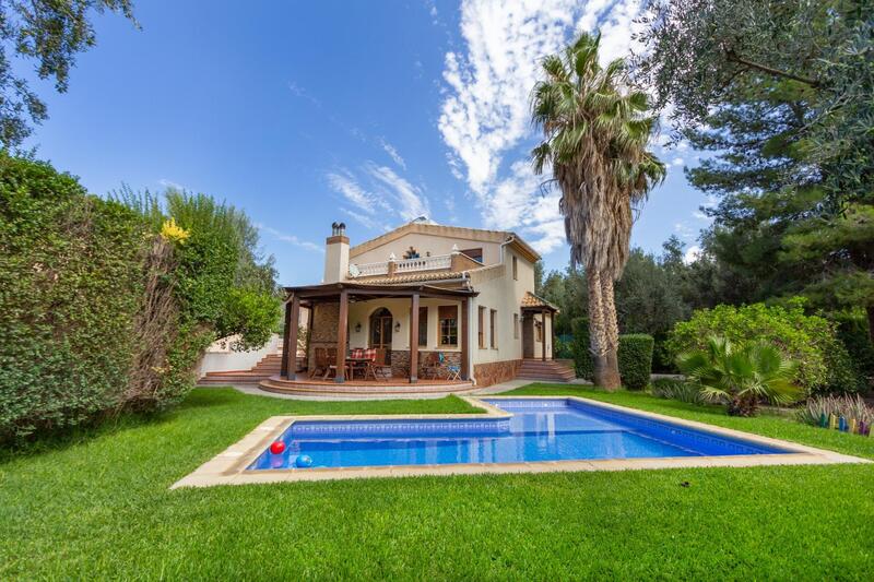 Villa til salg i El Valle, Granada