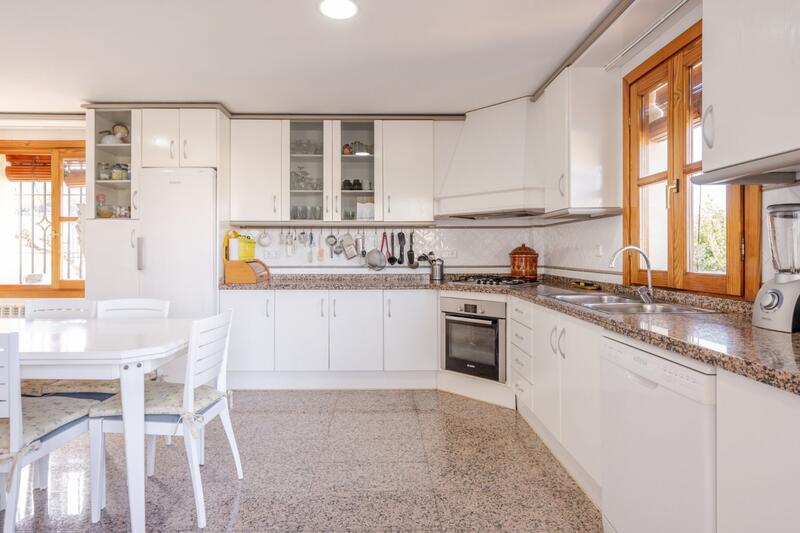 6 sovrum Villa till salu