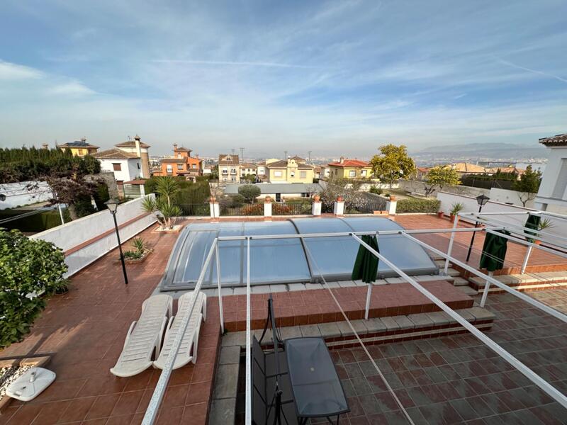 6 chambre Villa à vendre