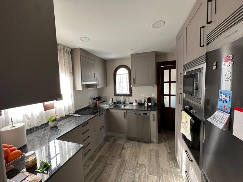 6 chambre Villa à vendre