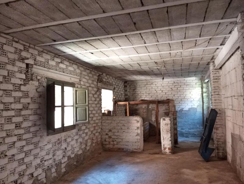 8 bedroom Cave House for sale