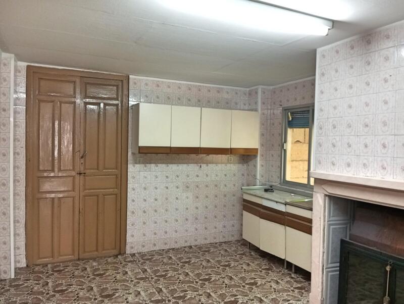 8 bedroom Cave House for sale