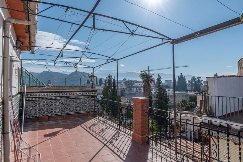 5 bedroom Villa for sale