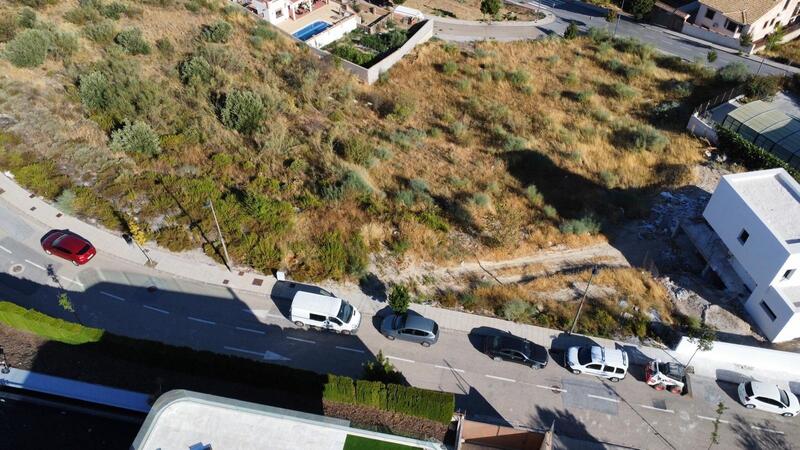 3 Cuarto Terrenos en venta