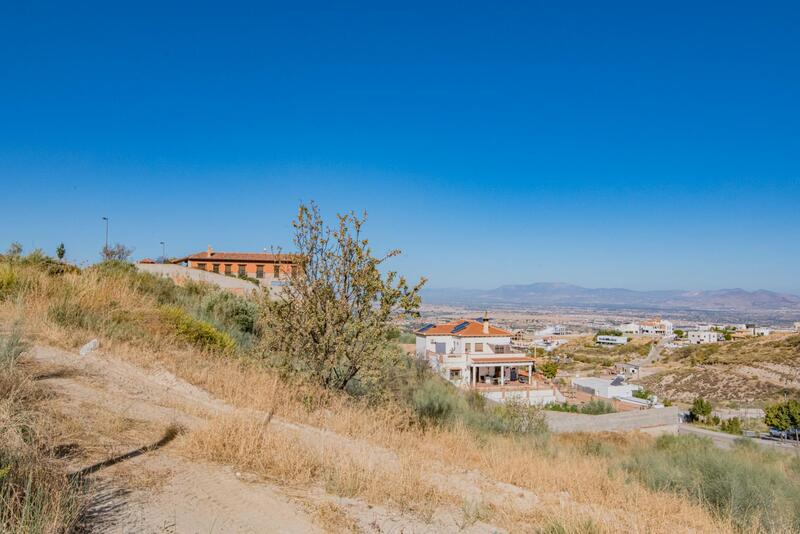 3 Cuarto Terrenos en venta
