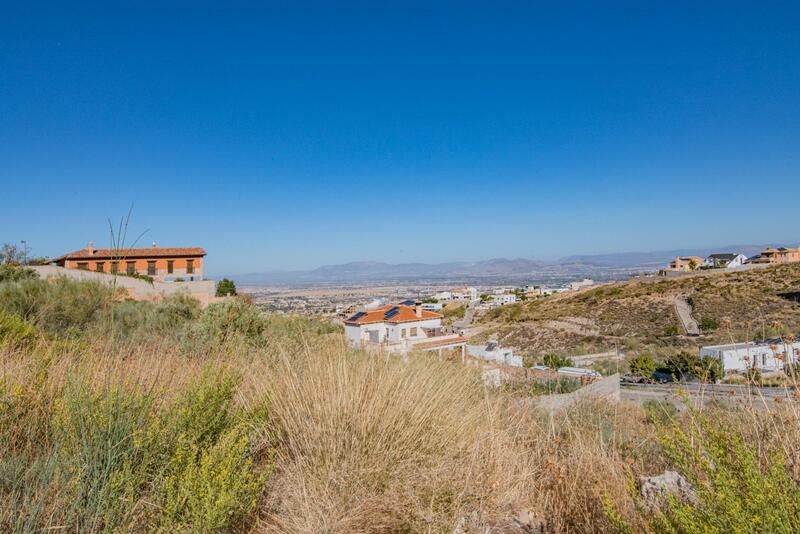 3 Cuarto Terrenos en venta