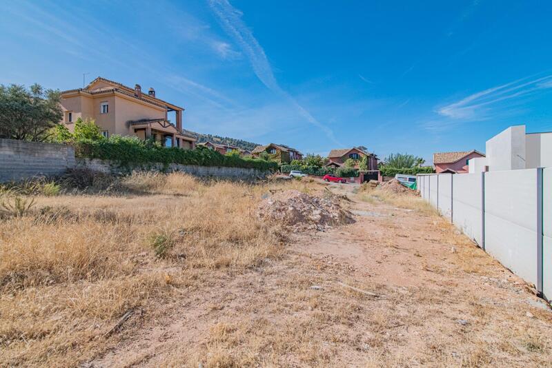 4 Cuarto Terrenos en venta