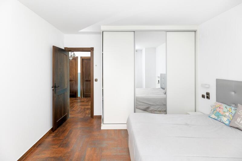 5 soveværelse Duplex til salg