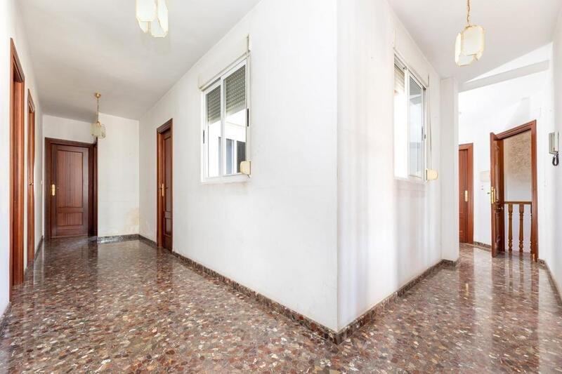 5 soveværelse Duplex til salg