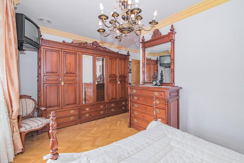 6 Schlafzimmer Villa zu verkaufen