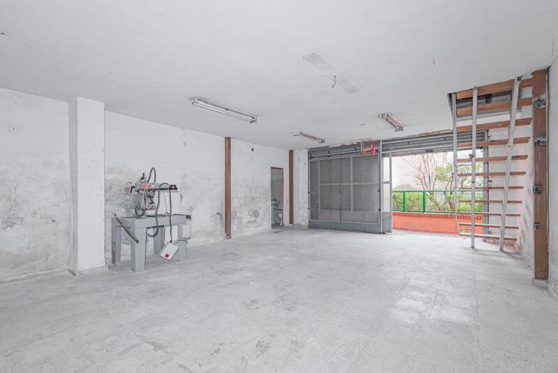 2 bedroom Commercial Property for sale