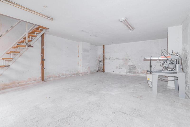 2 bedroom Commercial Property for sale