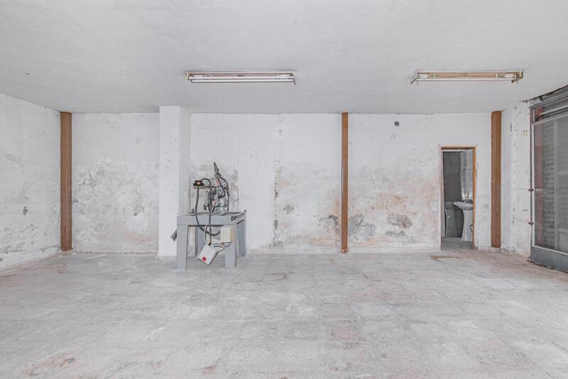 2 bedroom Commercial Property for sale