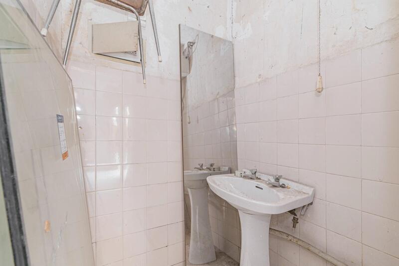 2 bedroom Commercial Property for sale