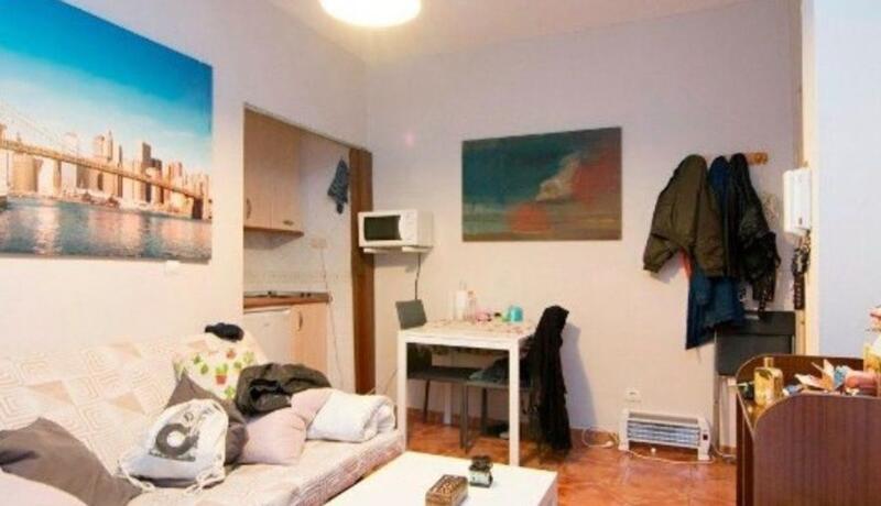 5 bedroom Townhouse for sale