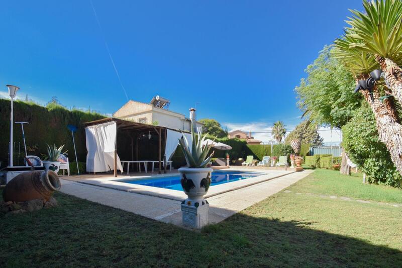 Villa for sale in Otura, Granada