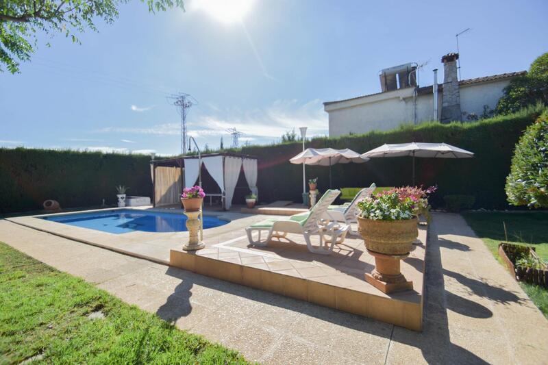 7 bedroom Villa for sale