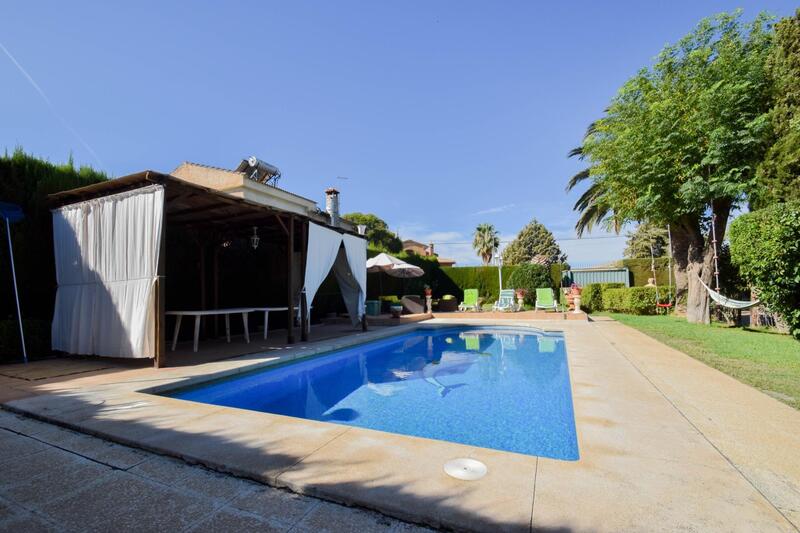 7 bedroom Villa for sale