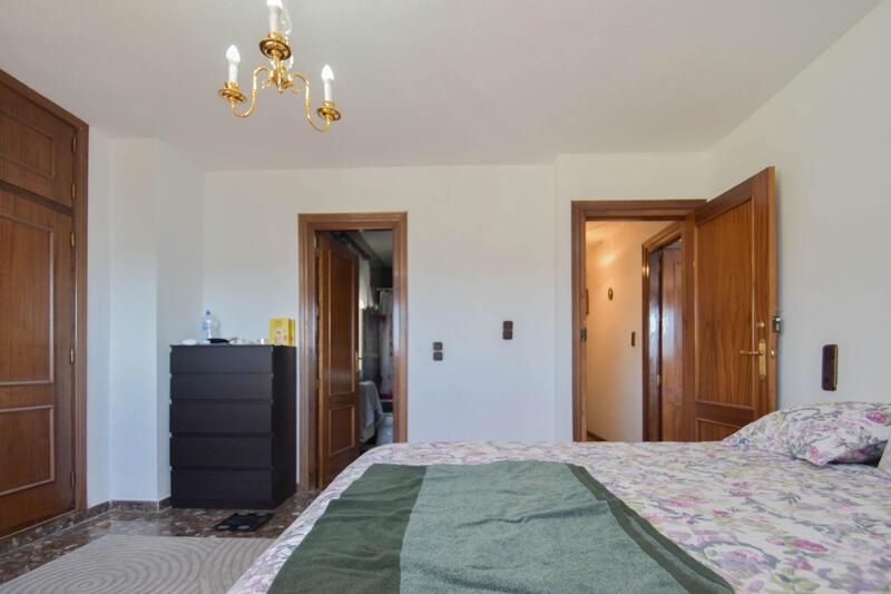 10 sovrum Villa till salu