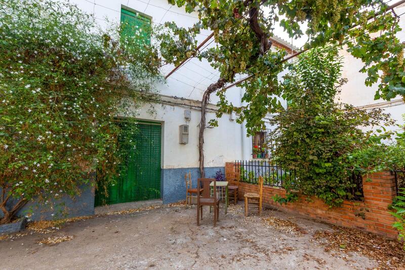 5 slaapkamer Grotwoning Te koop