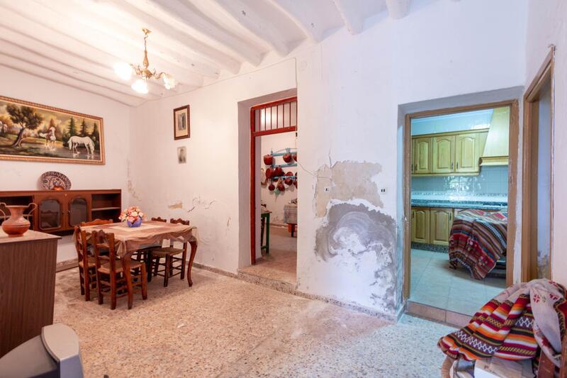5 slaapkamer Grotwoning Te koop