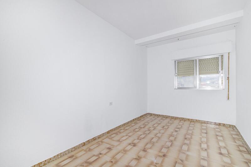 6 soverom Grottehuset til salgs