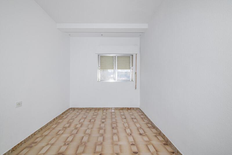 6 soverom Grottehuset til salgs