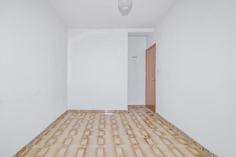 6 soverom Grottehuset til salgs