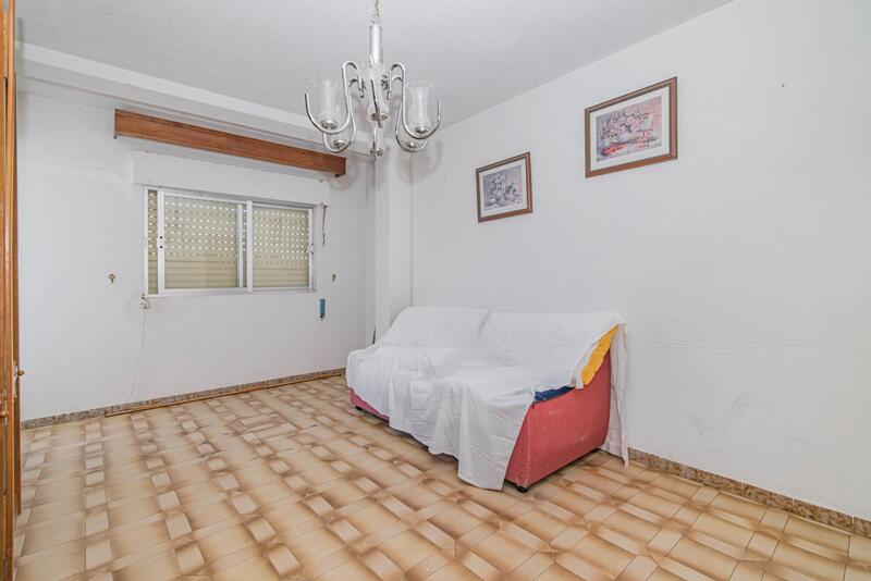 6 soverom Grottehuset til salgs