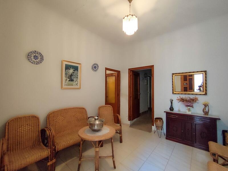 10 Cuarto Casa Cueva en venta