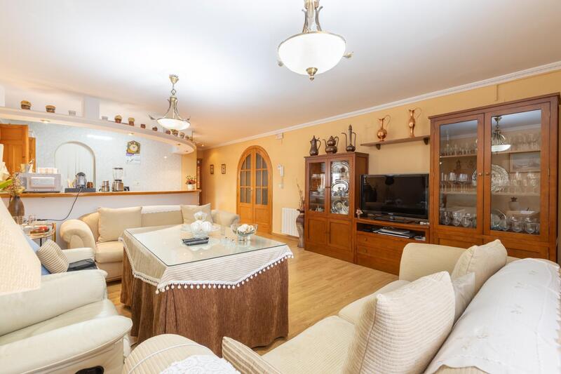 8 Cuarto Villa en venta
