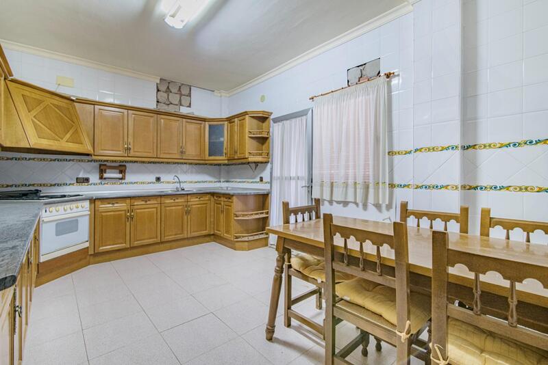3 slaapkamer Grotwoning Te koop