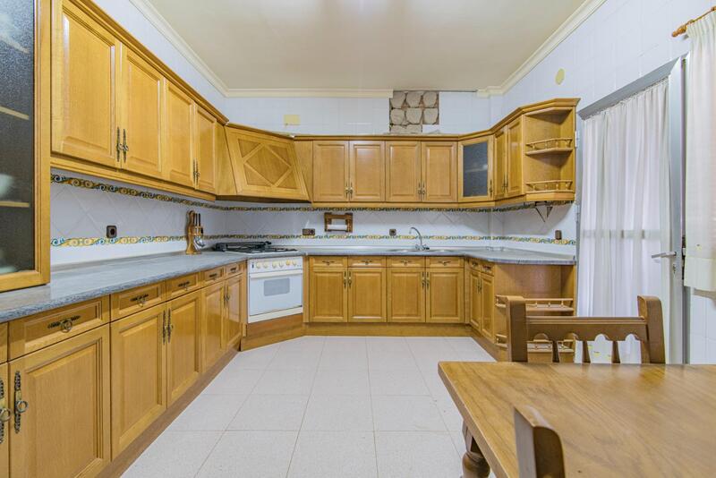 3 slaapkamer Grotwoning Te koop