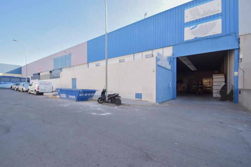 Local Commercial à vendre