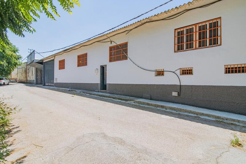 Commercial Property for sale in Granada, Granada