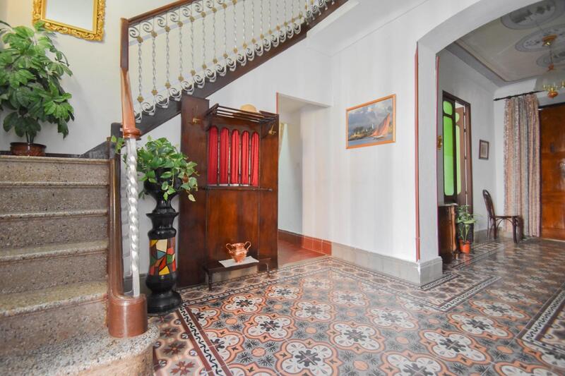 3 slaapkamer Grotwoning Te koop