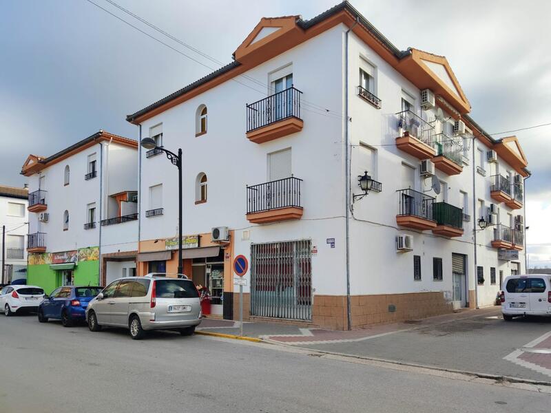2 bedroom Apartment for sale