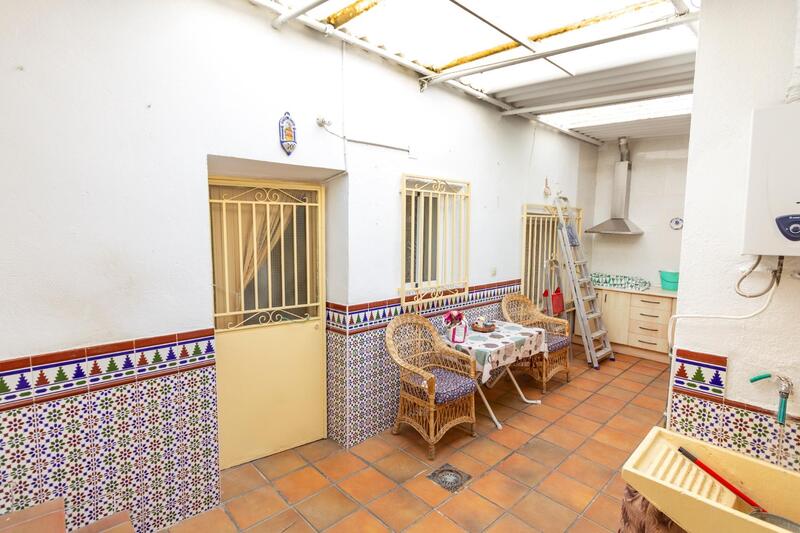 5 chambre Maison Troglodyte à vendre