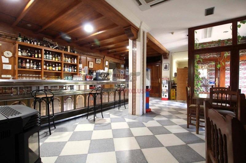 Local Commercial à vendre