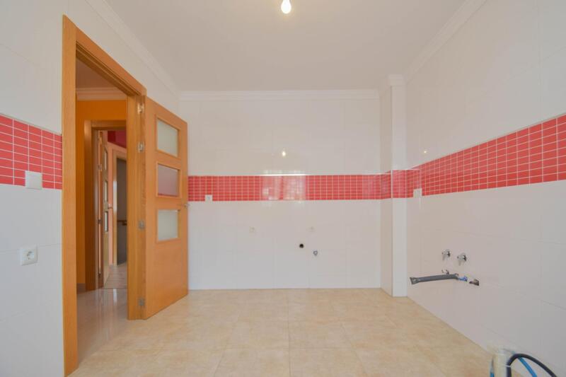 3 slaapkamer Grotwoning Te koop