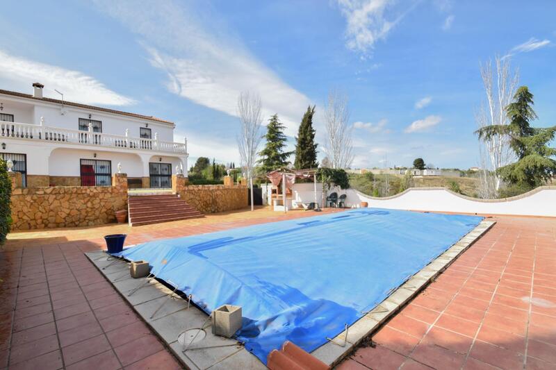 5 bedroom Villa for sale