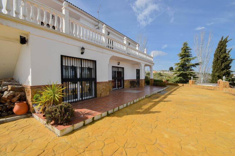 5 bedroom Villa for sale