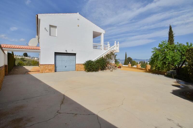5 bedroom Villa for sale