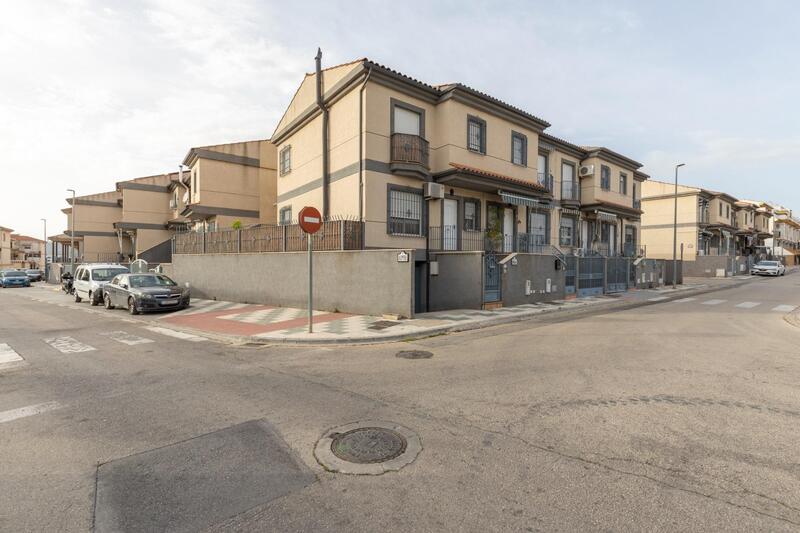 Dúplex en venta en Maracena, Granada