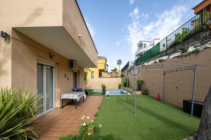 5 Schlafzimmer Villa zu verkaufen