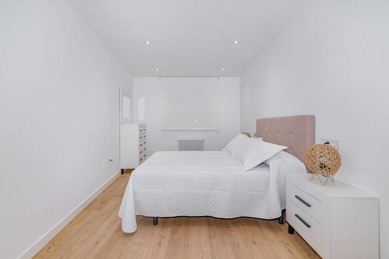 4 bedroom Apartment for sale