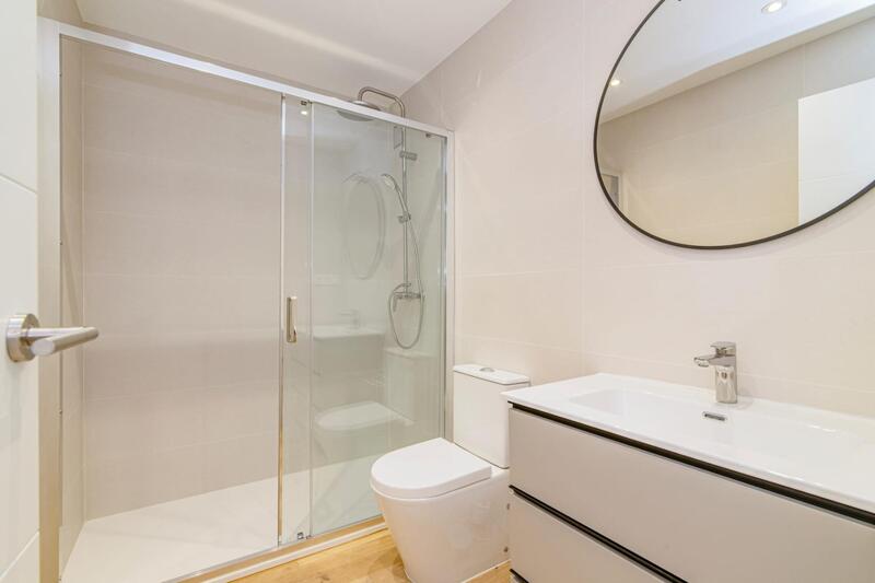 4 bedroom Apartment for sale